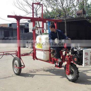 Agricultural Tractor Pulling Pesticide Sprayer With 8m Lance Boom photo-2