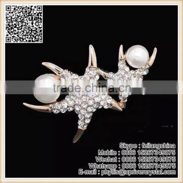 Beautiful Best Quality White Crystal Star Brooch White Pearl Brooch