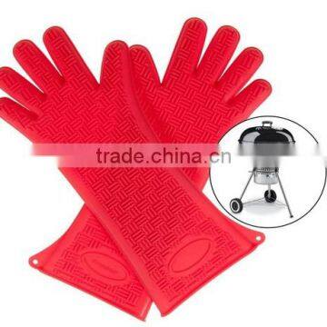 Kitchen Haven Silicone Oven Mitts and Heat Resistant Cooking Gloves, Red Pair of Cute Oven Gloves