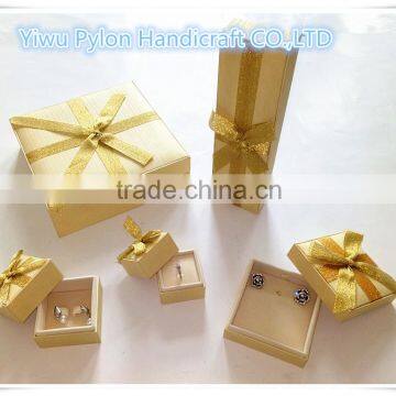 good quantity paper gift box