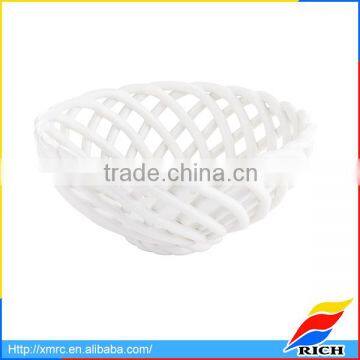 2017 New Design White Ceramic Serving Basket Home Decor