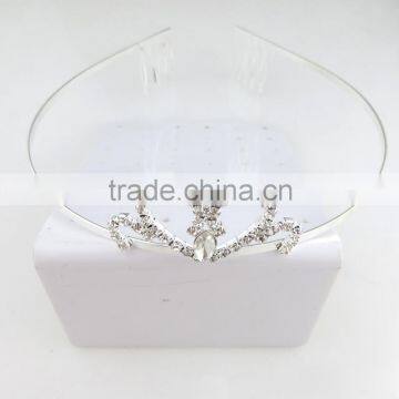 America styles happy christmas pageant crown