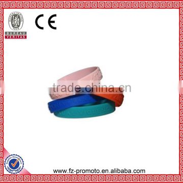 China Market Wholesale High Quality Customized Silicone Wristband, Adjustable Silicone Wristband, Silicone