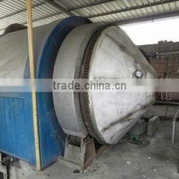 Tyre recycling machine