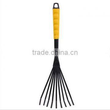 Plastic Handles 9Tooth Rake