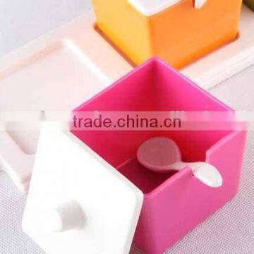 New Design Hot Selling Plastic Cruet Set photo-2