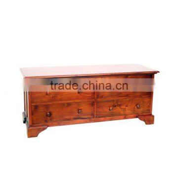 MAHE TRADITIONAL CHEST