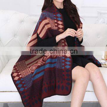Hot Sale China 2017 New Arrival Ladies Scarf Figure Shape Printed Several Models Imitated Material Women Cloak photo-5