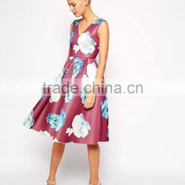 Premium Midi Dress in Bonded With Large Floral photo-4