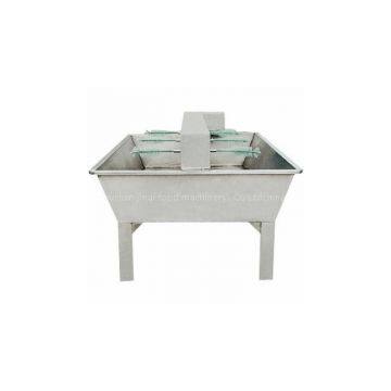 Six-head sink type brushing bottle machine