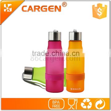 Fashionable 500ml practical plastic fruit infuser water bottle