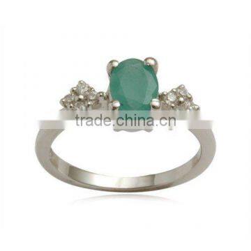 silver wedding ring set, emerald ring