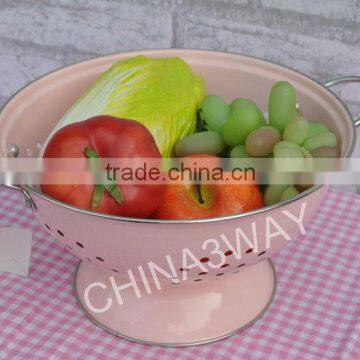 Enamel Fruit Vegetable Colander photo-2
