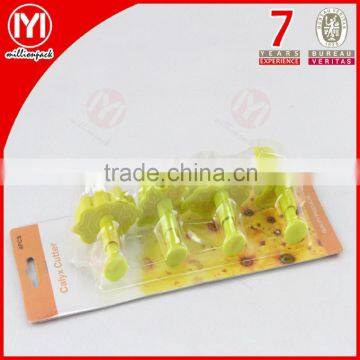 4pcs Various Leaf Shape Plastic Cookie Moulds/Cutter photo-3