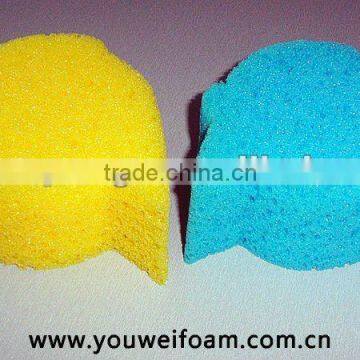 Spray polyurethane foam for cleaning