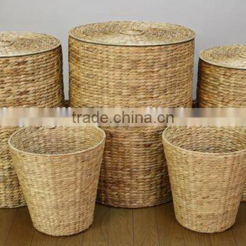 wholesale natural round water hyacinth basket with different size and lid