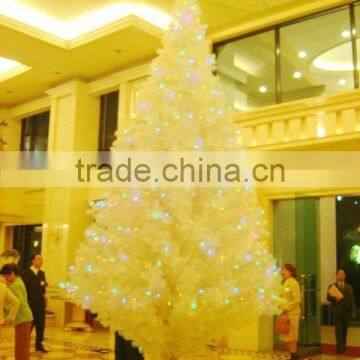 Guangzhou Shengjie Hot Selling Artificial Christmas Tree Wholesale Indoor & Outdoor Decor photo-4