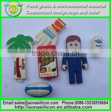 China factory silicone charm football keychain