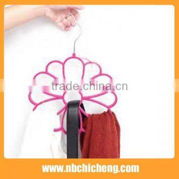 Flower Shape Plastic Scarf Hanger