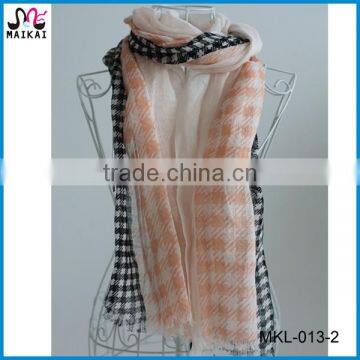 Japan hot selling spring fashion linen plaid scarf