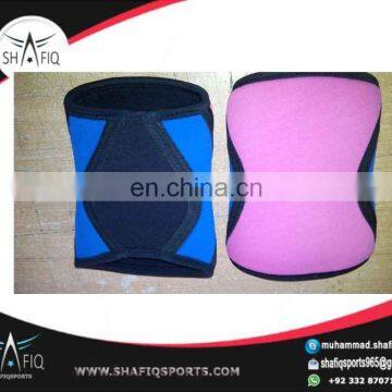 Knee Sleeves (SOLD AS A PAIR) Compression and Support for Weightlifting, Powerlifting and CrossFit - 7mm Neoprene Sleeve