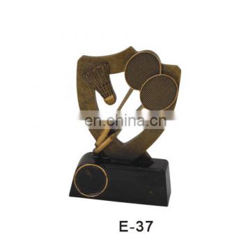 High Quality Resin male badminton sports trophy