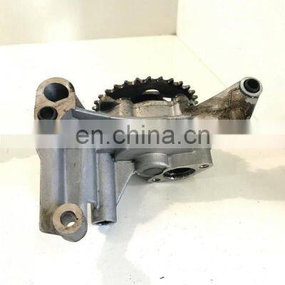 China Factory Oil Pump for AUDI A4 SEAT Alhambra Leon VW Bora Transporter T5 038115105D photo-4