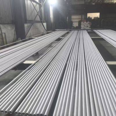 Tubería de acero aleado inoxidable laminado y extraído en frío sin costura ASTM A312 TP304