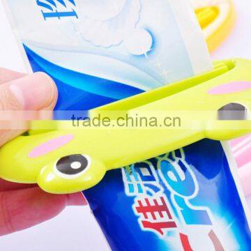M038 Cute Cartoon Wholesale Cleansing Cream Squeezer Toothpaste Squeezer photo-2
