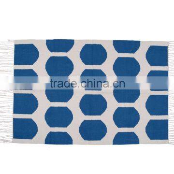 Hand-woven Geo Design Pattern Rug