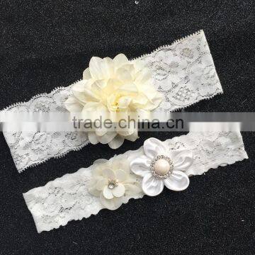 Chaste Fabric Flower Wedding Garter Set,Three White Flower Bridal Leg Lace Garter