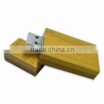 wooden cover 8GB usb 2.0