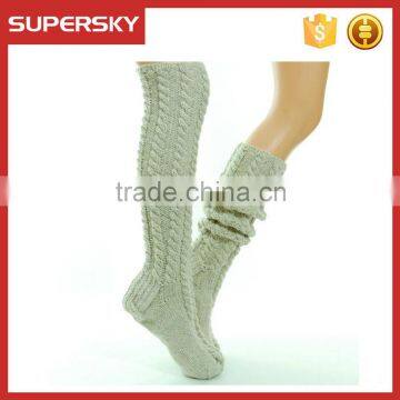 V-151 Soft long crochet grey with plain dyed ski socks /leg warmer