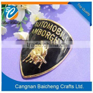 2015 best seller of wine/beer bottle label/badge with your own design and brand name logo making of zinc alloy material