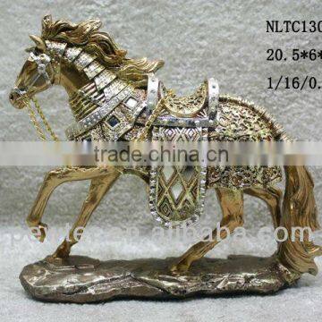 2013 new product resin horse gift