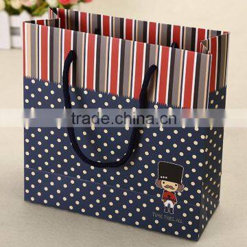 fashionable cartoon paper gift bag package