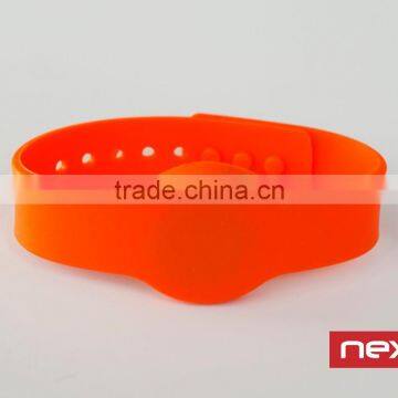 Soft PVC Wristband With RFID Chip photo-4