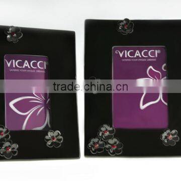 Hot Sale Polyresin Shinny Black And White Photo Frame Made With Swarovski Elements photo-3