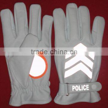 Reflective Traffic Gloves photo-4