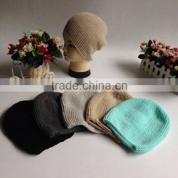 soft & warm cheap price acrylic fashion knitted hat factory in five colors