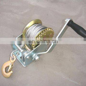 Small Manual Winch 600lbs With Wire Rope