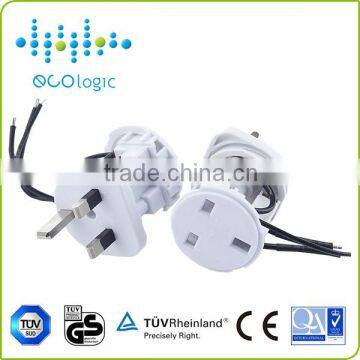 Universal EU power/electrical plug with socket