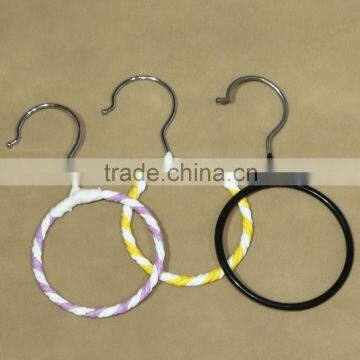 Wholesale colorful round metal scarf hanger