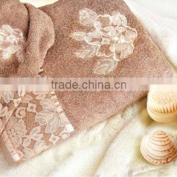 towels set with lace