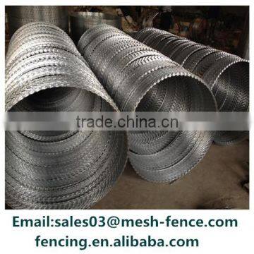 Top quality high tensile 500Mpa TYPE BWG16.5 Electronic galvanized barbed wire