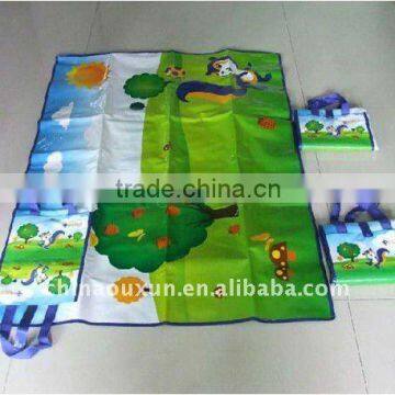 Waterproof pp woven foldable beach mat