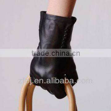 New Arrival Hot Sale Black Tight cashmere Lined leather gloves importers