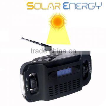 Solar Energy Radio / Handcrank Dynamo FM/AM Radio Flashlight