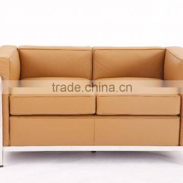 Bauhaus Furniture Supplier Le Corbusier LC2 Sofa Replica photo-4