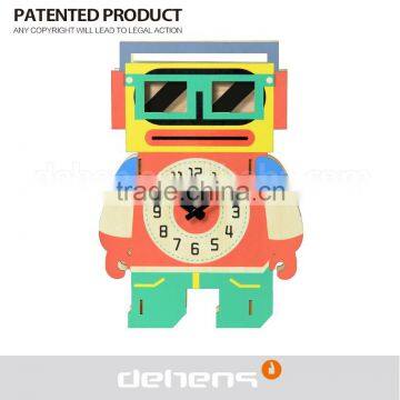 Deheng Creative Art Wood Clock 1104.10 Original Design Gift Clock